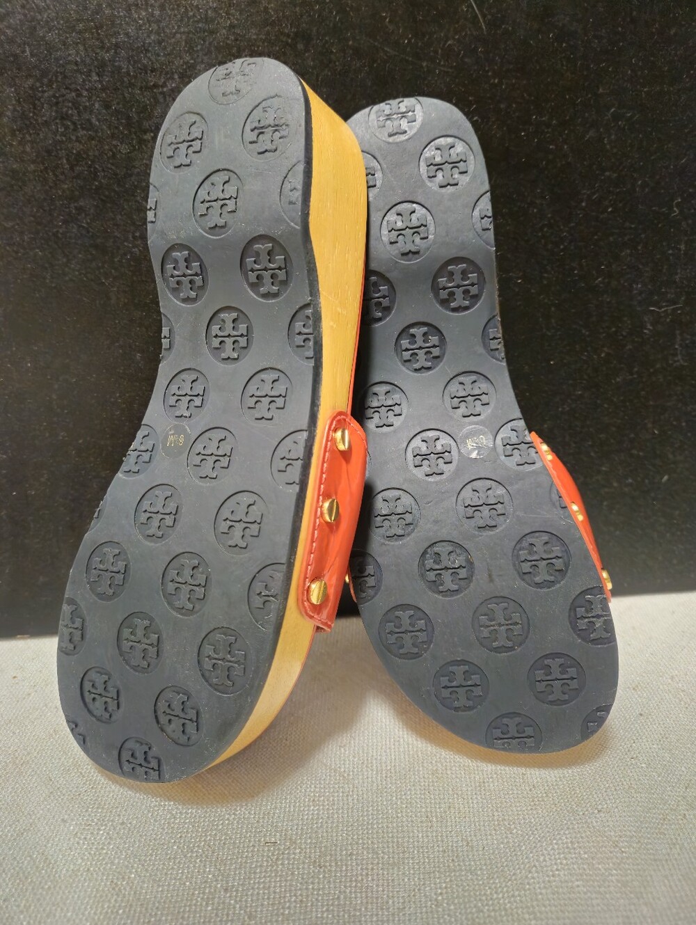 Tory Burch Vintage Orange Patent Leather Wooden Platform Clogs Slide Sandals 6.5 - Picture 9 of 16